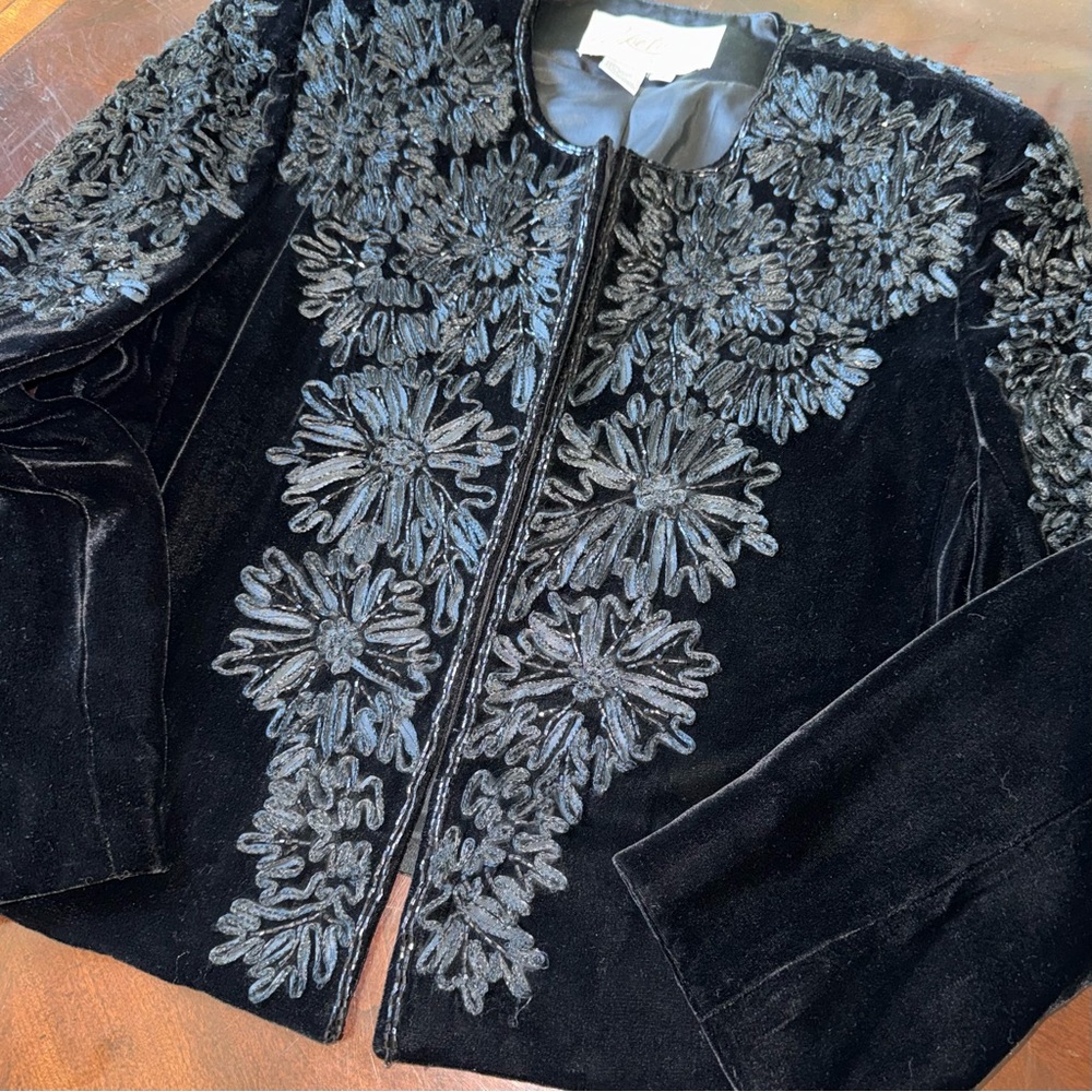 Rickie Freeman T.J Nites Women's Embellished Matador Style Beaded Bolero Jacket